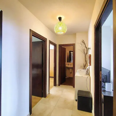 Apartment Panorama *